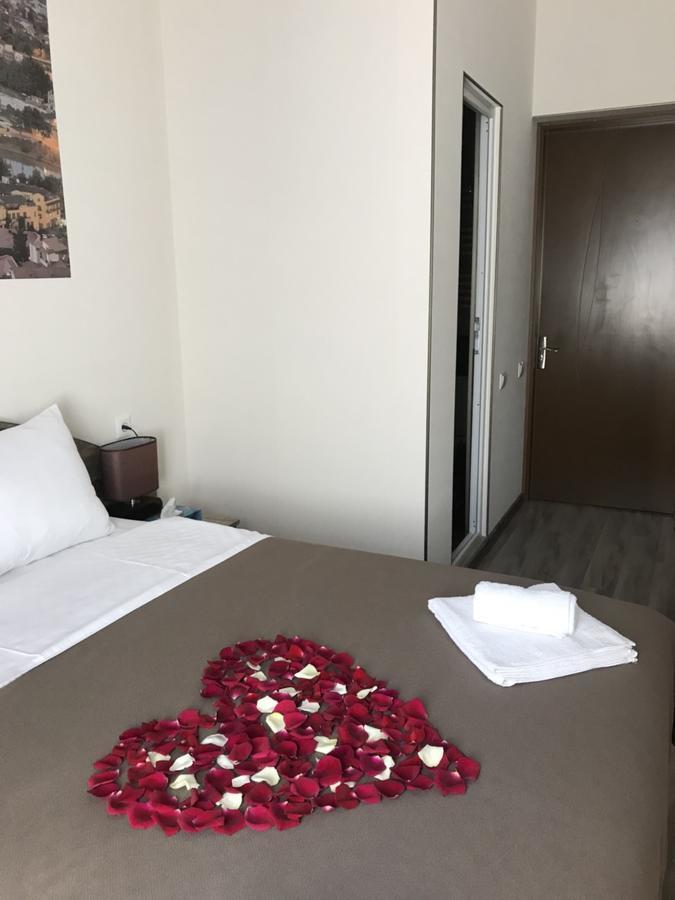 Sweet Rooms Inn Tbilisi Exterior photo