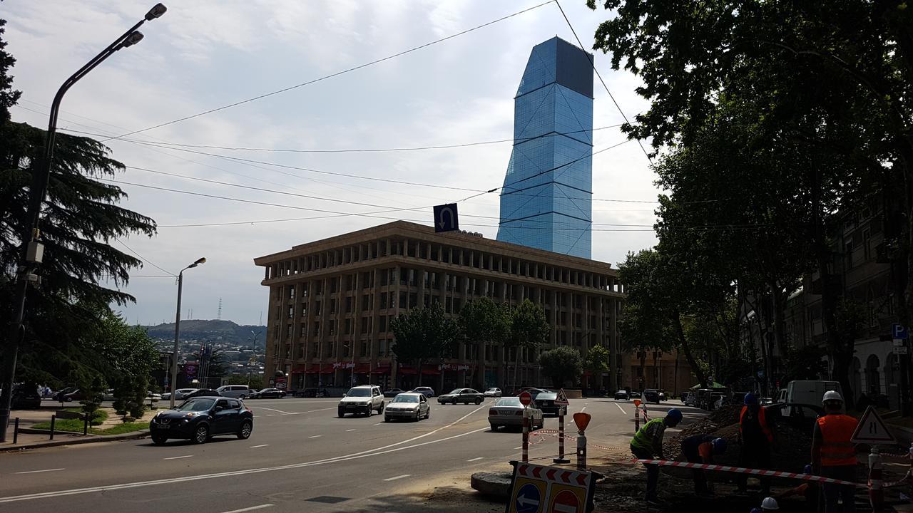 Sweet Rooms Inn Tbilisi Exterior photo