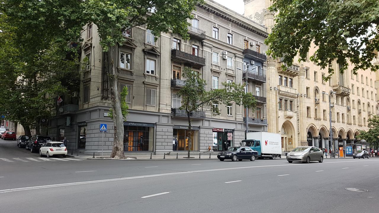 Sweet Rooms Inn Tbilisi Exterior photo